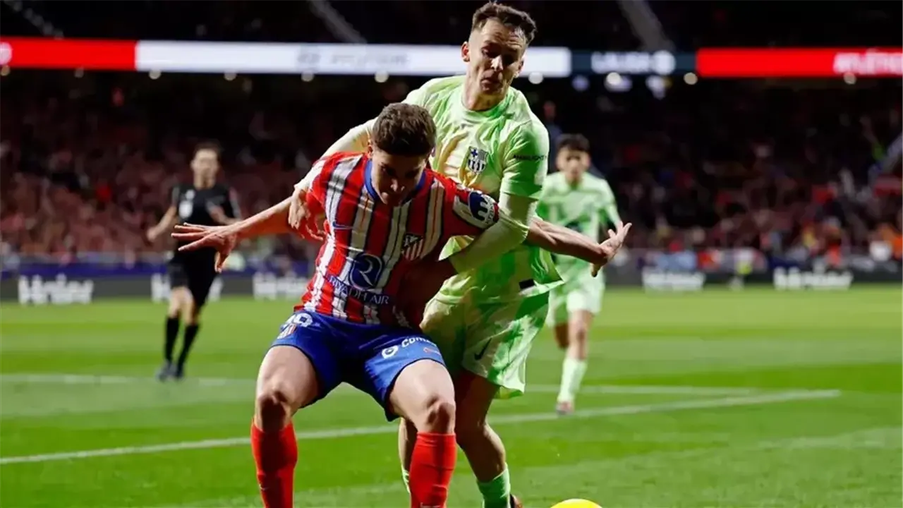 صدام العمالقة.. توقيت انطلاق مواجهة برشلونة وأتلتيكو مدريد في كأس ملك إسبانيا